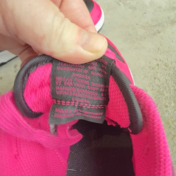 Nike Dunk Low
Fierce Pink Black (Women's) - Picture 6 of 7